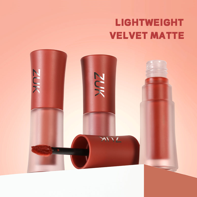 LIGHTWEIGHT VELVET MATTE LIP GLAZE